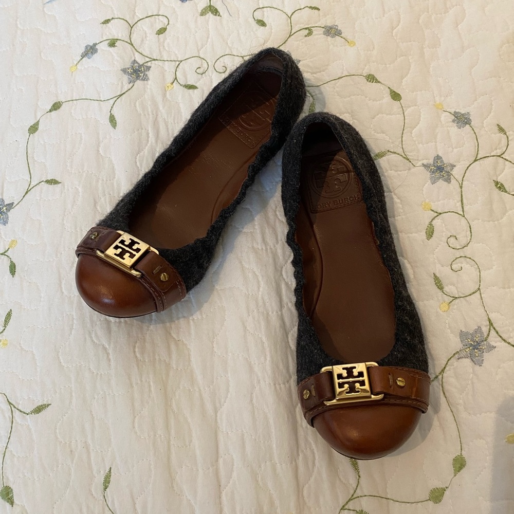 Tory Burch Brown Leather & Charcoal Wool Logo Cap-Toe Flats
